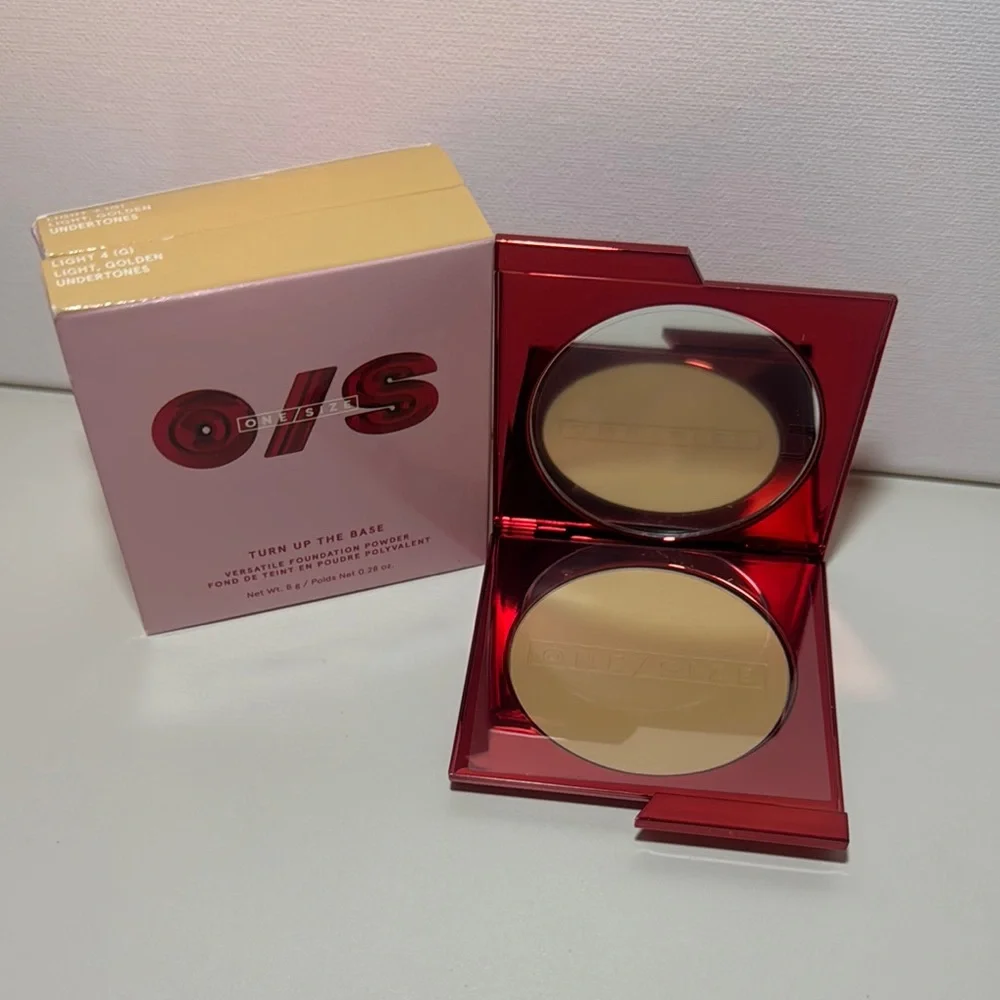 ONE/SIZE Powder Foundation Smooth Coverage